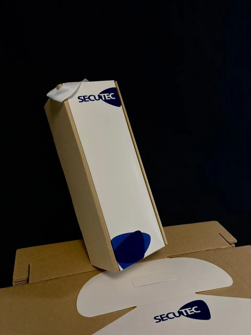 Caja para 1 vino con tapa blanca impresa (2)